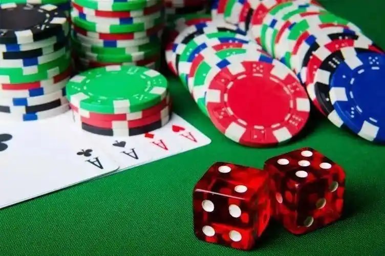 Live casino dealer table experience on 388jl for Philippine players